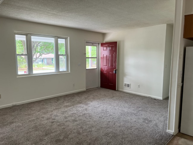 Photo - 4932 McDonald Ave