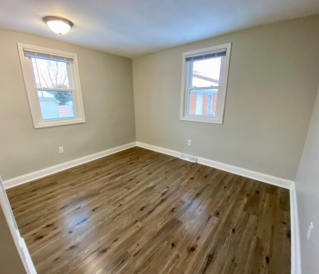 Fotografía del edificio - 2520 42nd St NW Unidad 2520