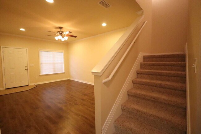 Photo - "Spacious 3-Bedroom Townhouse in Fort Walton Beach!"