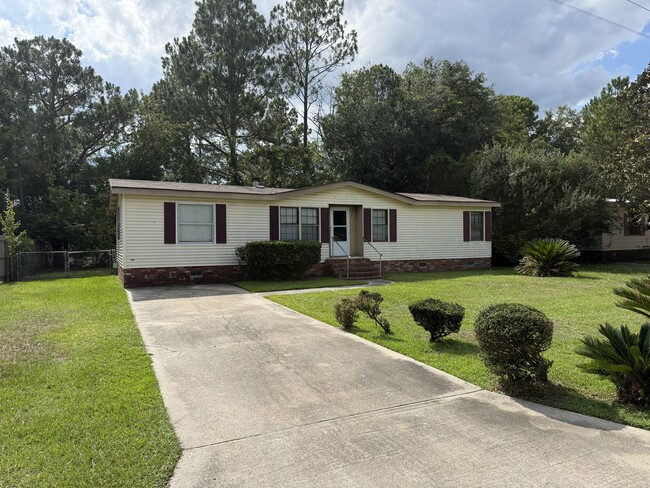 Building Photo - 970 Whippoorwill Way