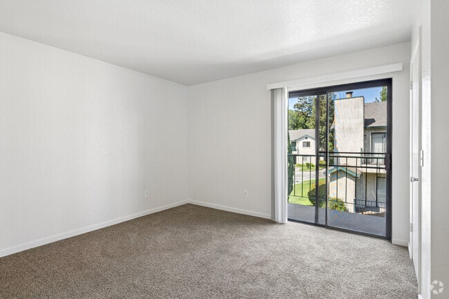 Townhouse - 2BR, 1.5BA - 1004SF - Primary Bedroom