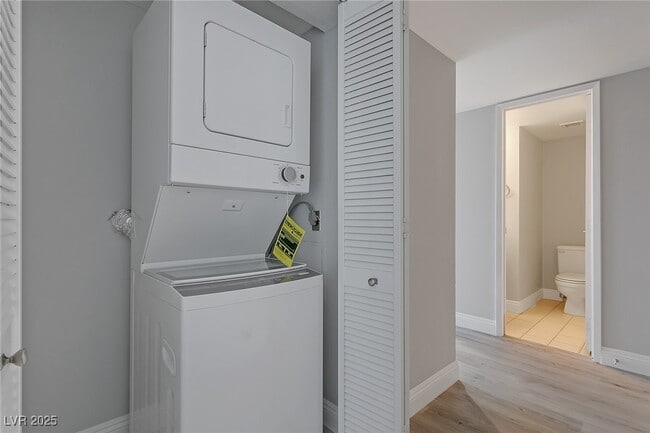 Photo - 3111 Bel Air Dr Unit 16B