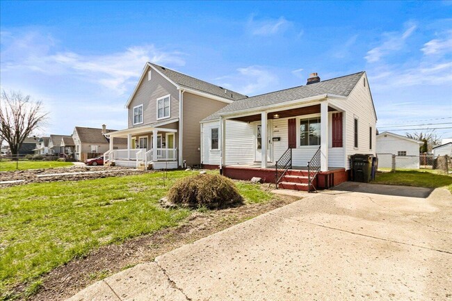 Building Photo - 2593 Osceola Ave