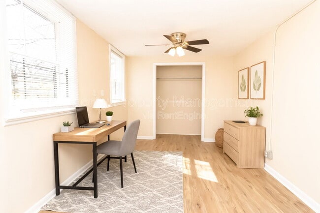 Photo - 1422 Wilson Rd