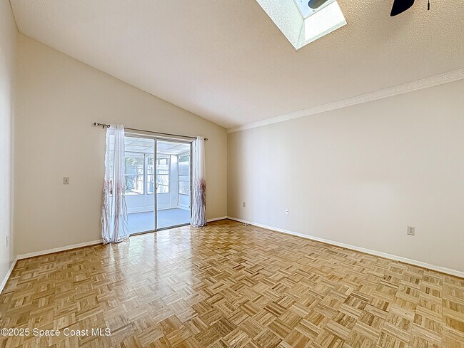 Photo - 3033 Dunhill Dr