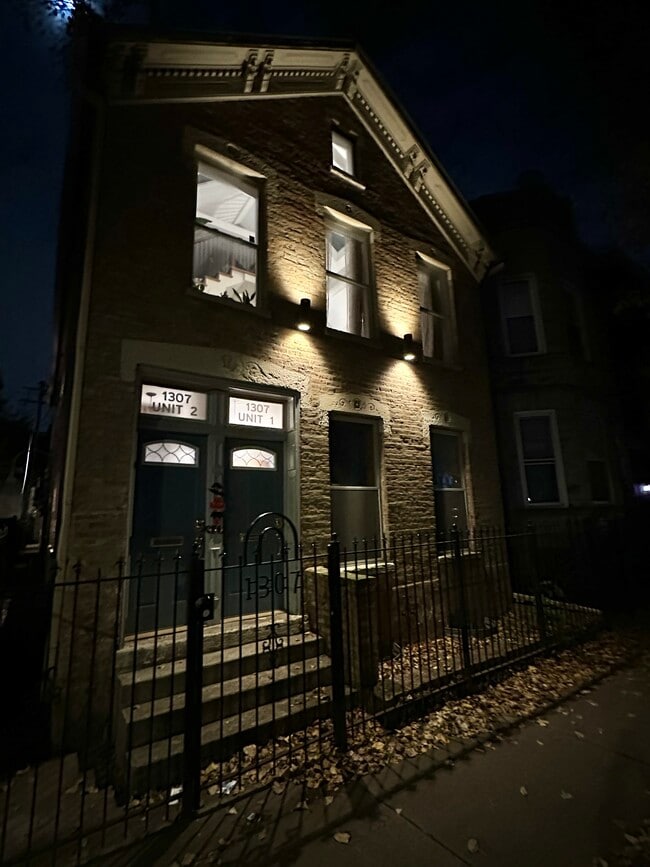 Photo - 1307 W Fillmore St Unit 2