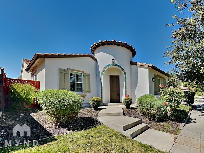 Building Photo - 686 W Jardin Terrace Rental