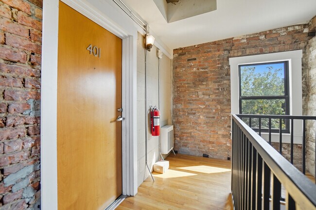 Photo - 1412 Republic St Unidad 401