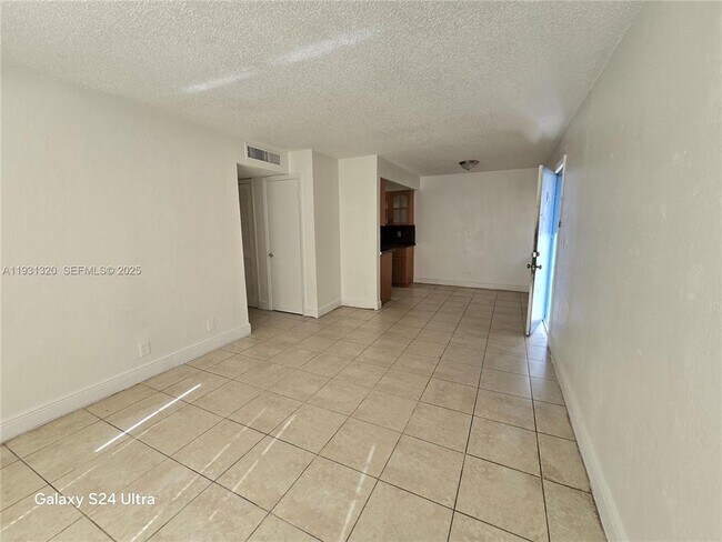 Photo - 401 SW 13th Pl Unit 712