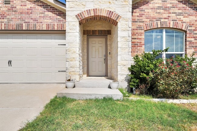 Building Photo - 1006 Fannin St