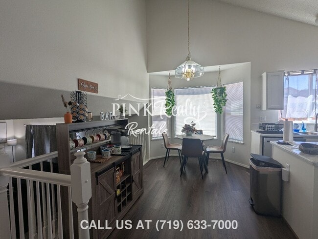 Photo - 955 Lords Hill Dr