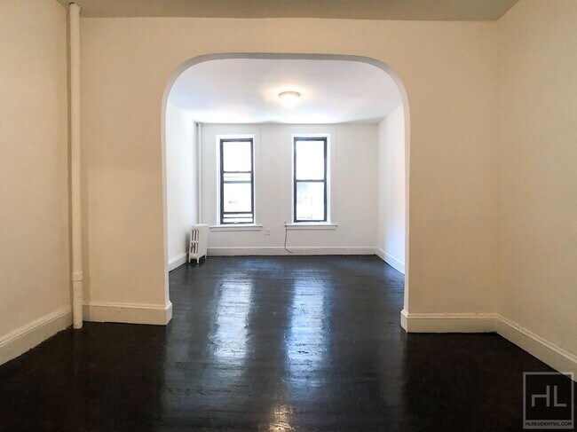 Photo - EAST 70 STREET Unit 2