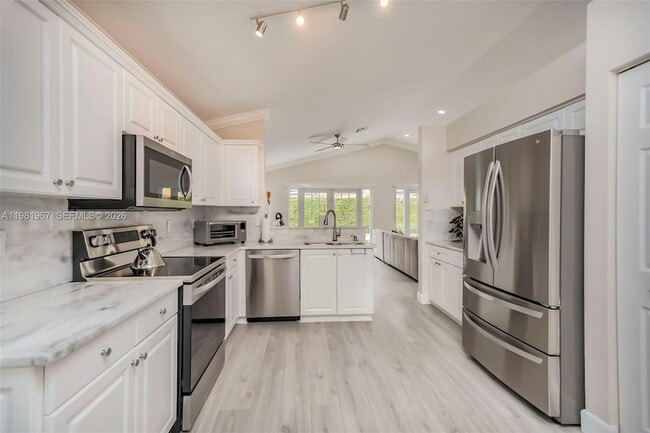 Photo - 11030 Harbour Springs Cir