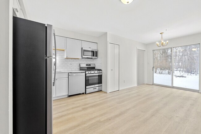 Photo - 38198 Hixford Pl