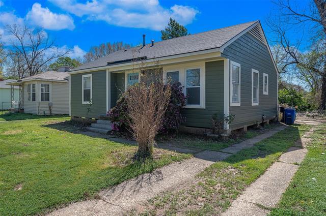 Photo - 219 E Slattery Blvd