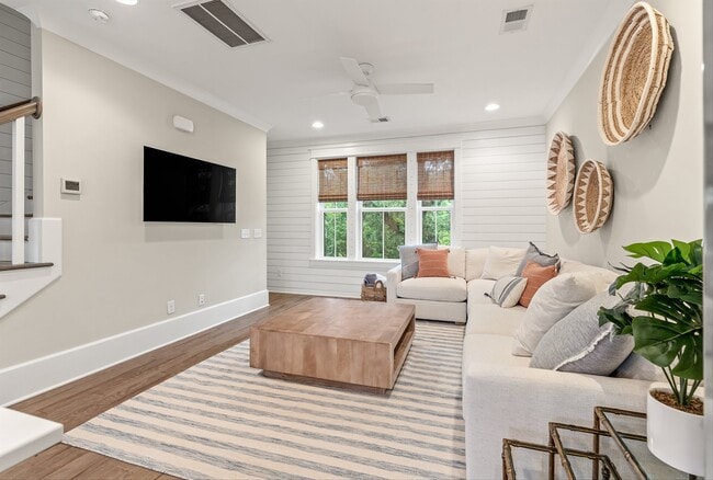 Photo - 958 Key Colony Ct