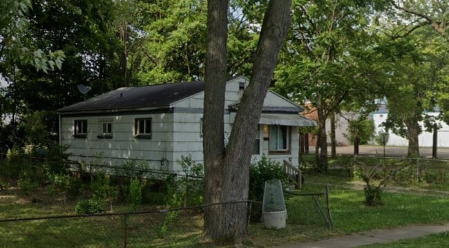 Photo - 2621 Churchill Ave