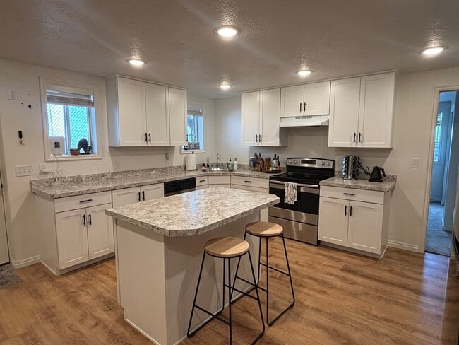 568 N 200 W Unit 568 North 200 West