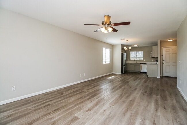 Photo - 1246 E Desert Moon Trail