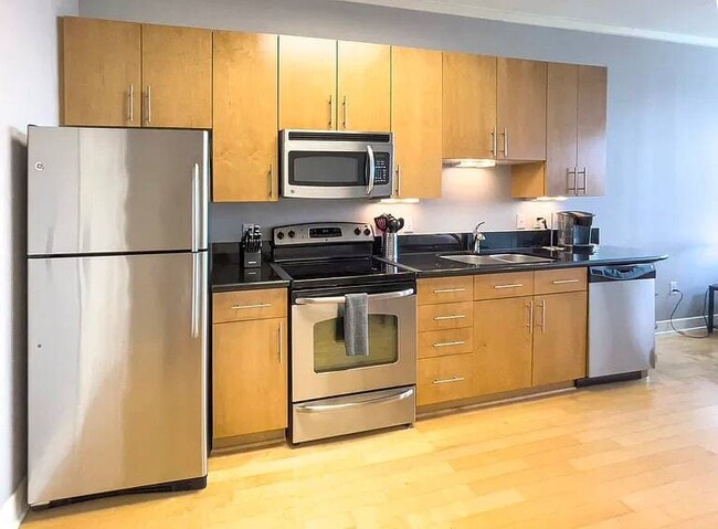 Building Photo - 6765 Corporate Blvd Unit 6102