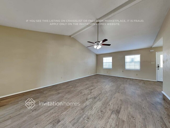 Photo - 419 Timberbend Trail