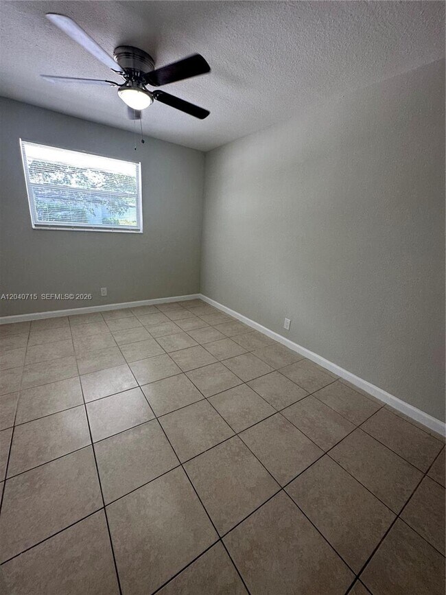 Photo - 1645 NW 6th Ave Unit W