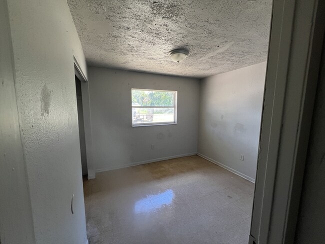 Photo - 409 Kilgore St