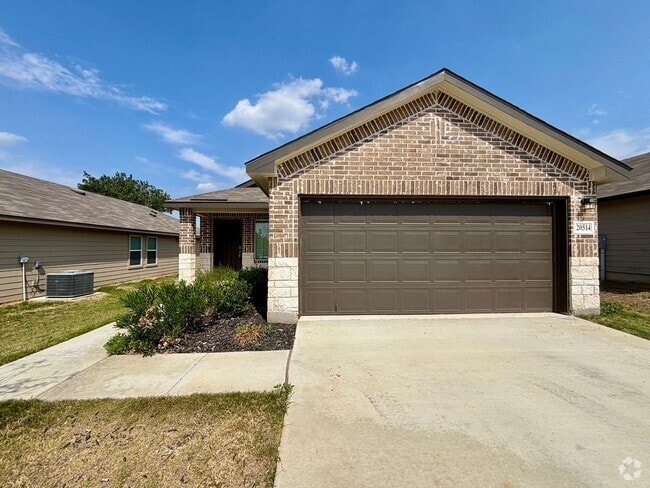 Building Photo - Welcome home to this Charming smart home f...