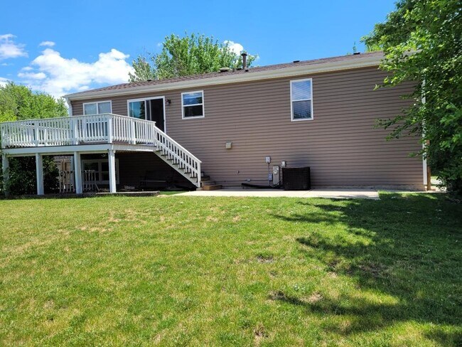 Photo - 436 Fordham Pl