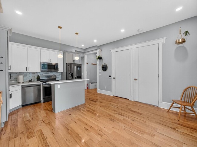 Photo - 70 Sherman Pl Unit 2