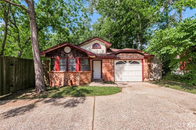 Building Photo - 610 Normal Park Dr Rental