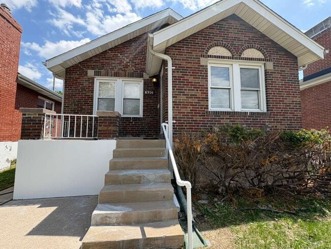 Building Photo - 6926 Hurst Ct