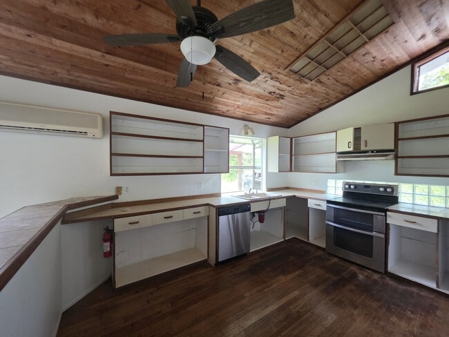 Photo - 15-1794-1794 1st Ave