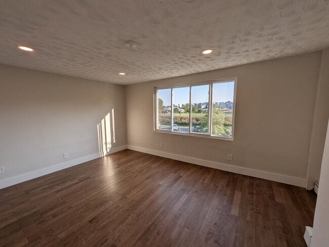 Photo - 91 Marginal St Unit 2