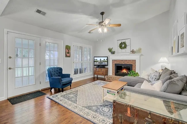 Family Room - 1579 Wabeek Way