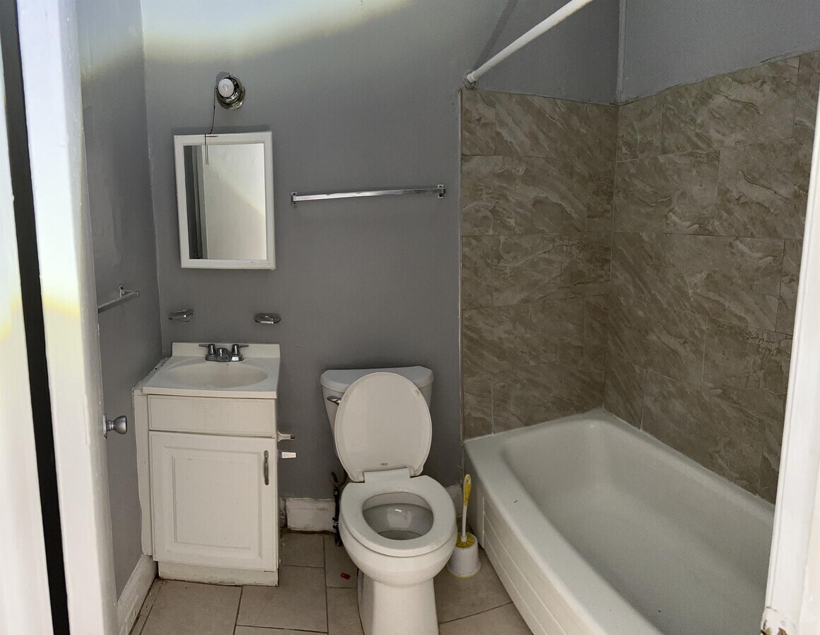 Photo - 3021 Gwynns Falls Pkwy