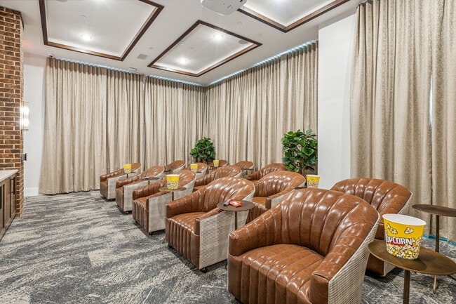 Everleigh Deerfield 55+ Active Adult Apartment Homes