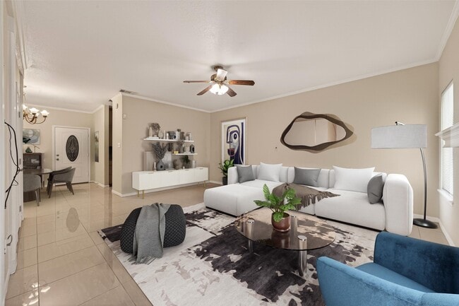 Building Photo - 9800 Pagewood Ln Unit 3405