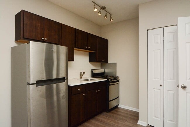 Photo - 1627 N Humboldt Blvd Unit i2