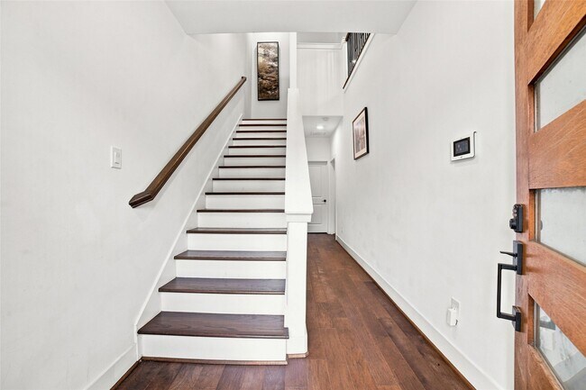 Photo - 2618 McIlhenny St