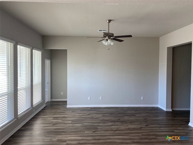 Photo - 10231 Six Shooter Ln