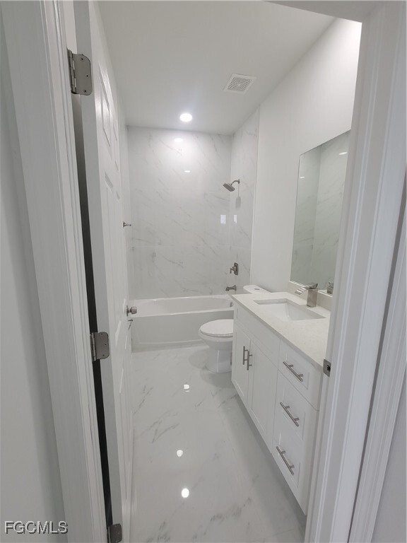 Photo - 442 Petite Ave