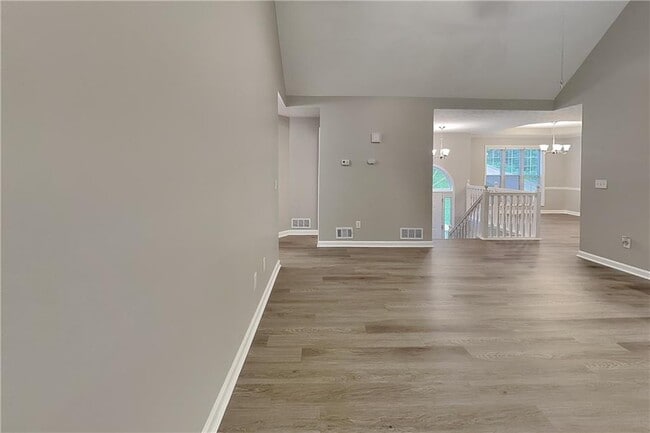 Photo - 142 Hartwood Dr