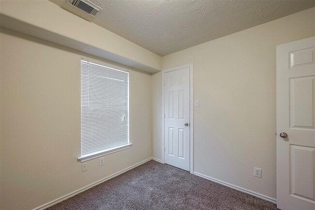14330 Fairbuff Ln