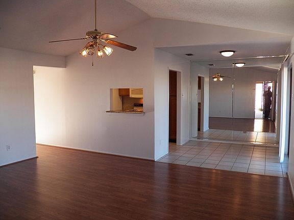 Photo - 400 W South Town Dr Unidad 504