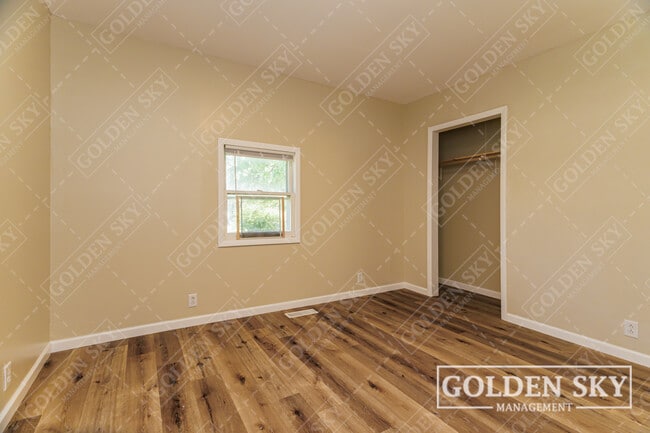 Photo - 1620 E Hines St