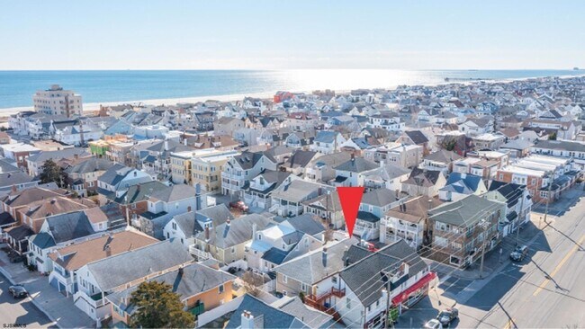 Building Photo - 3 S Richards Ave