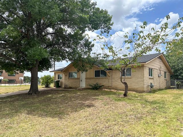 Photo - 701 Tanglewood Dr