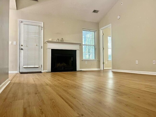 Photo - 524 Beverly Dr