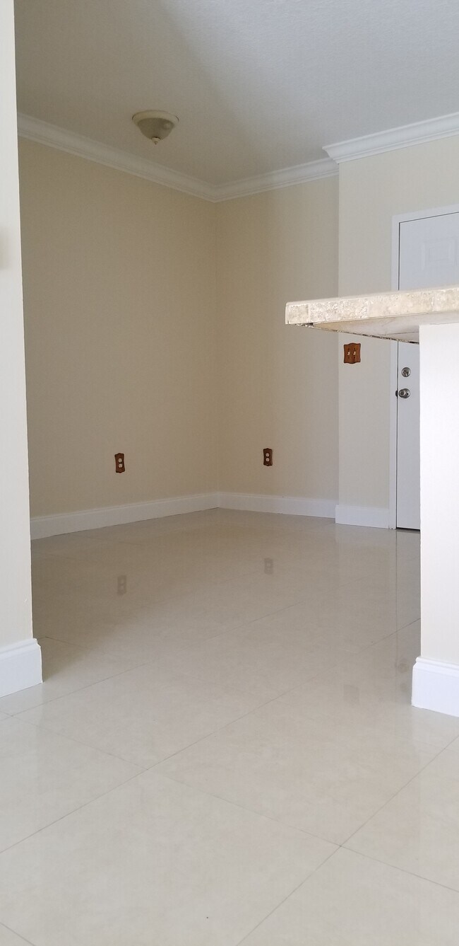 Photo - 11050 SW 196th St Unit 103